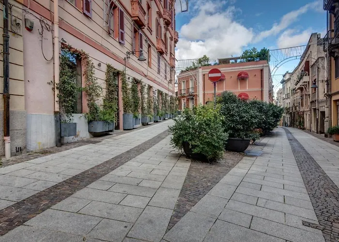 Right House Di Via Sulis - Best Neighborhood In The Town