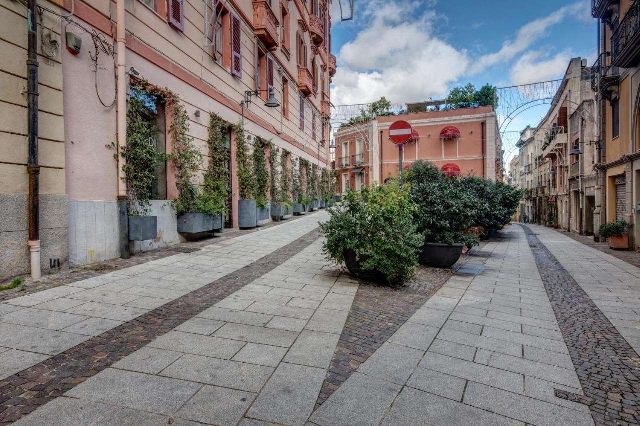 Right House Di Via Sulis - Neighborhood In The Town *
