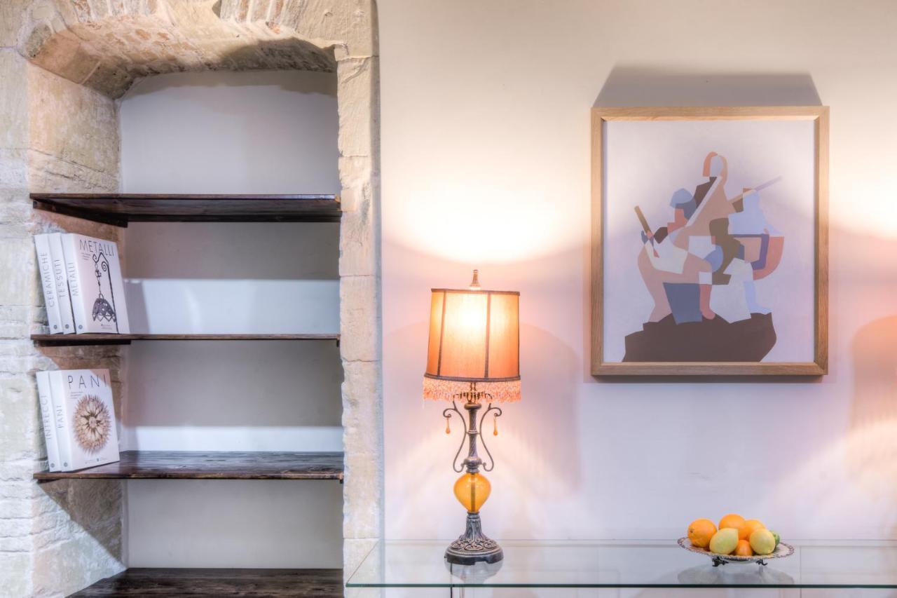 Right House Di Via Sulis - Neighborhood In The Town Apartment *